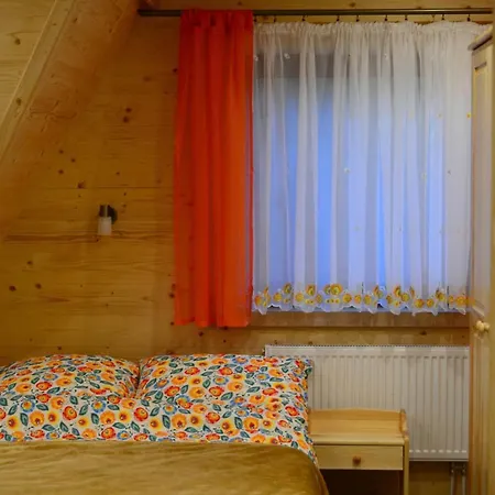 At The Obelisk - Entire Place Apartman